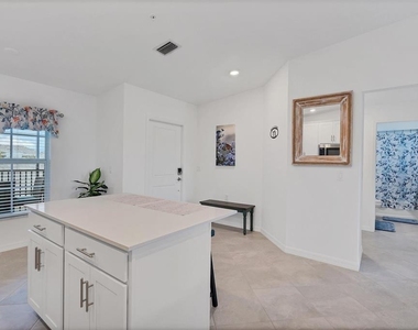 14224 Heirtage Landing Boulevard - Photo Thumbnail 10