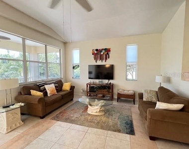 3181 Matecumbe Key Road - Photo Thumbnail 11