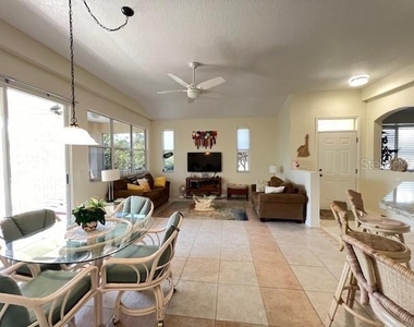 3181 Matecumbe Key Road - Photo Thumbnail 13