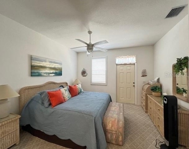 3181 Matecumbe Key Road - Photo Thumbnail 17