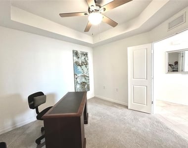 14224 Heritage Landing Boulevard - Photo Thumbnail 27