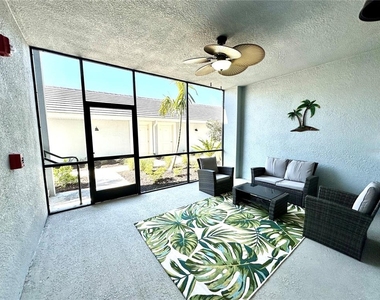 14224 Heritage Landing Boulevard - Photo Thumbnail 6