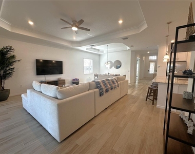 25222 Keygrass Court - Photo Thumbnail 10