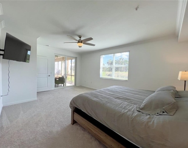 14656 Sycamore Court - Photo Thumbnail 11