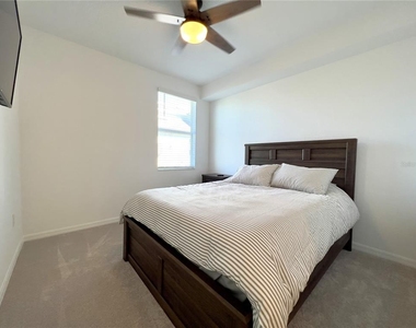 14656 Sycamore Court - Photo Thumbnail 15
