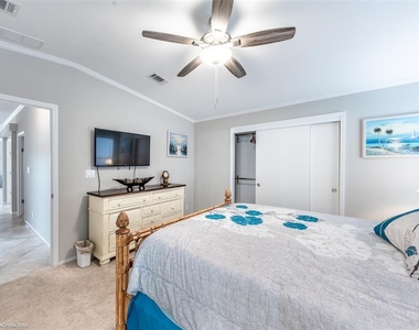 16 Freeman Avenue - Photo Thumbnail 26