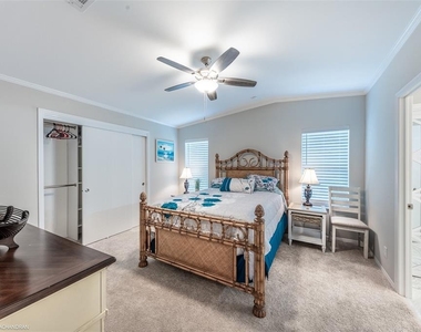16 Freeman Avenue - Photo Thumbnail 23