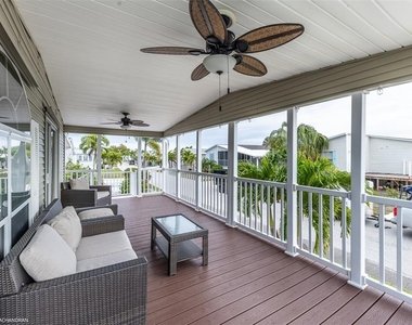 16 Freeman Avenue - Photo Thumbnail 1