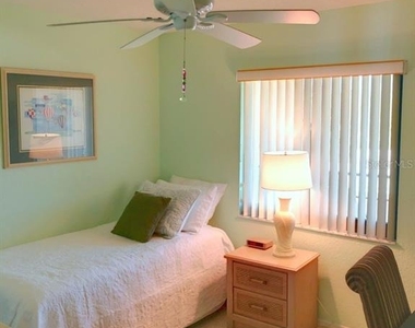 4024 Oakview Drive - Photo Thumbnail 13