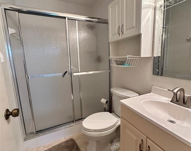 4024 Oakview Drive - Photo Thumbnail 12