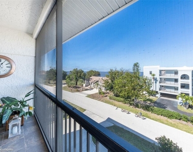 1801 Jamaica Way - Photo Thumbnail 30