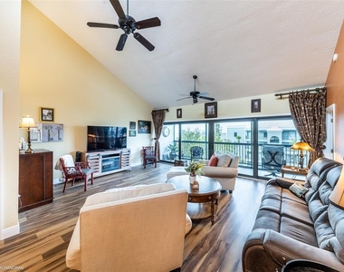 1801 Jamaica Way - Photo Thumbnail 48