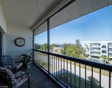 1801 Jamaica Way - Photo Thumbnail 29