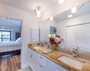 1801 Jamaica Way - Photo Thumbnail 35
