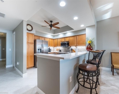 3313 Sunset Key Circle - Photo Thumbnail 10