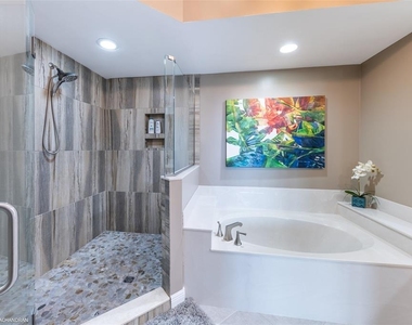 3313 Sunset Key Circle - Photo Thumbnail 34
