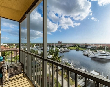 3313 Sunset Key Circle - Photo Thumbnail 2