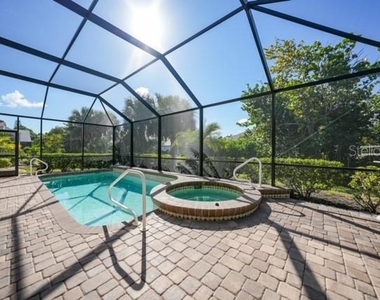 17849 Hibiscus Cove Court - Photo Thumbnail 4