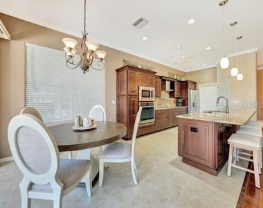 17849 Hibiscus Cove Court - Photo Thumbnail 12