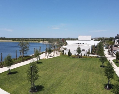 12390 Wellen Golf Street - Photo Thumbnail 63