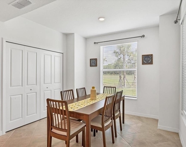 12390 Wellen Golf Street - Photo Thumbnail 9