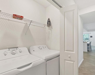 12390 Wellen Golf Street - Photo Thumbnail 24