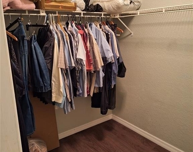 2223 Tinker Street - Photo Thumbnail 9