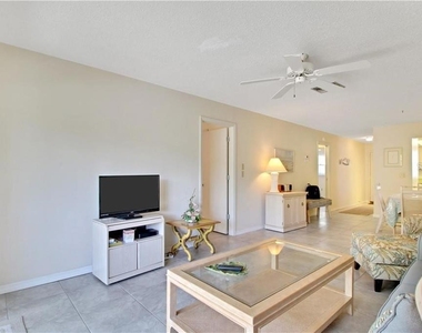 525 Parkdale - Photo Thumbnail 15