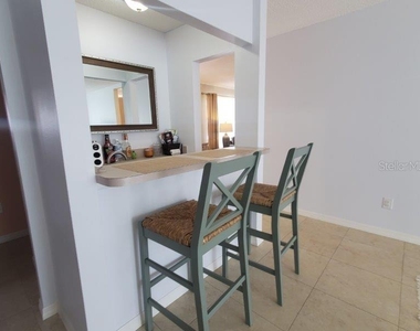 423 Matares Drive - Photo Thumbnail 11