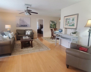 423 Matares Drive - Photo Thumbnail 5