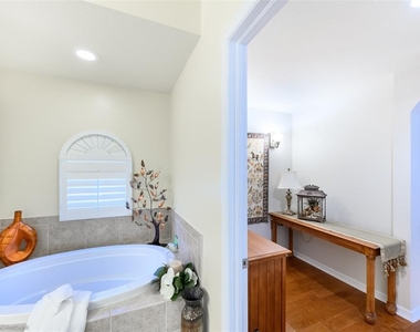 5119 Melbourne Street - Photo Thumbnail 43