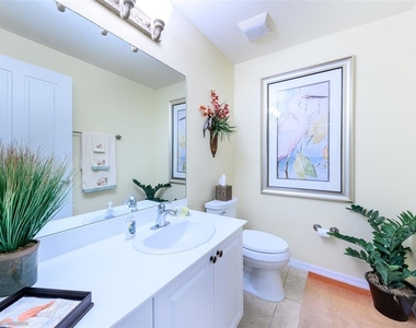 5119 Melbourne Street - Photo Thumbnail 13