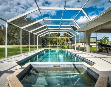 27406 Tierra Del Fuego Circle - Photo Thumbnail 2