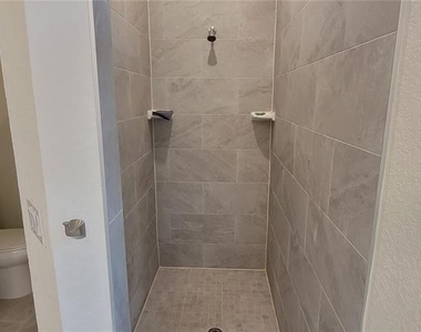 13376 Yager Lane - Photo Thumbnail 12