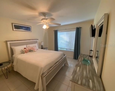 18058 Avonsdale Circle - Photo Thumbnail 4