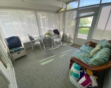 18058 Avonsdale Circle - Photo Thumbnail 13