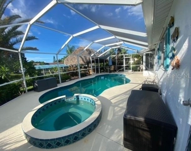 18058 Avonsdale Circle - Photo Thumbnail 23