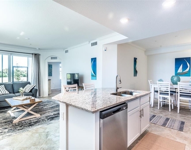 14051 Heritage Landing Boulevard - Photo Thumbnail 13