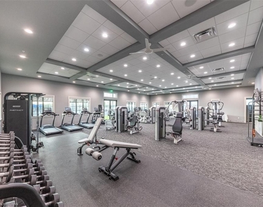 14051 Heritage Landing Boulevard - Photo Thumbnail 57