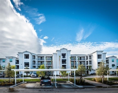 14051 Heritage Landing Boulevard - Photo Thumbnail 1