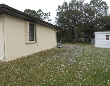 21239 Gaylord Avenue - Photo Thumbnail 29