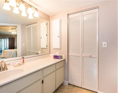 2601 W Marion Avenue - Photo Thumbnail 24