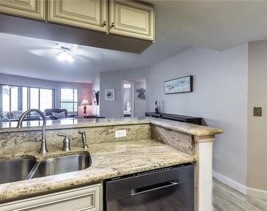 2601 W Marion Avenue - Photo Thumbnail 14