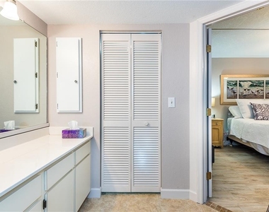 2601 W Marion Avenue - Photo Thumbnail 25