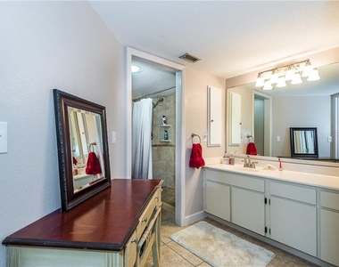 2601 W Marion Avenue - Photo Thumbnail 20
