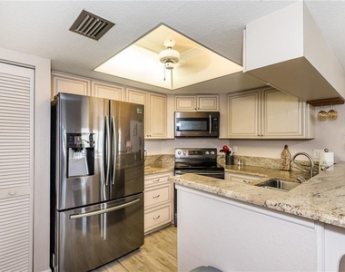 2601 W Marion Avenue - Photo Thumbnail 10