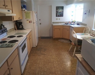 1261 Joplin Avenue Nw - Photo Thumbnail 5
