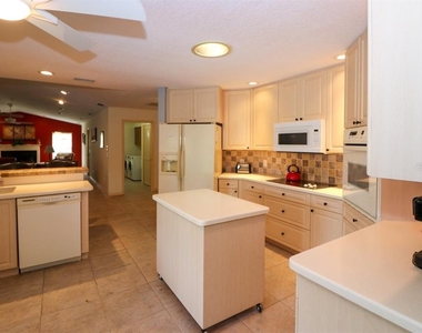 5087 Silver Bell Drive - Photo Thumbnail 15