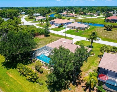 155 Long Meadow Lane - Photo Thumbnail 4