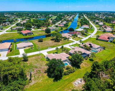 155 Long Meadow Lane - Photo Thumbnail 8